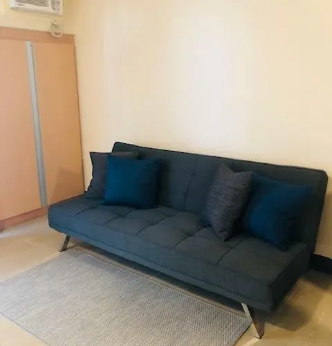 Stylish Palm Tree Condotel Unit Near World Manila