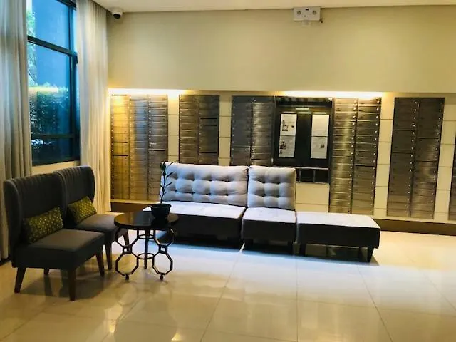 Stylish Palm Tree Condotel Unit Near World Manila